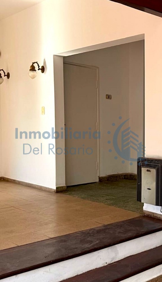 VENDO CASA ZONA CENTRO