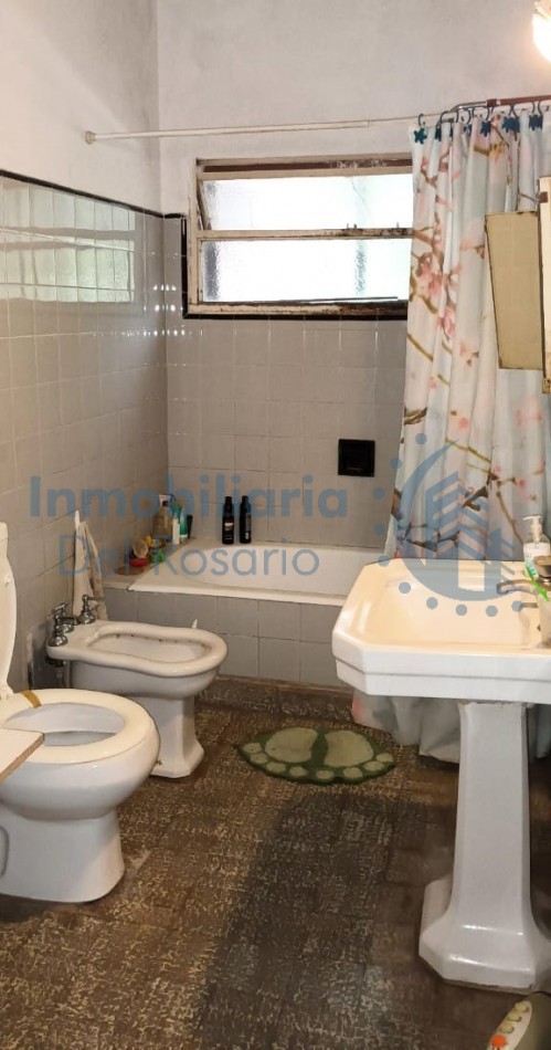 VENDO CASA + MONOAMBIENTE -LOMAS DE UNQUILLO - EXCELENTE UBICACION